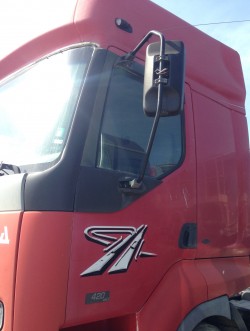 Влекач Renault Premium 420.19