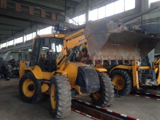 Багер-Утоварач (Комбиниран) MST M544