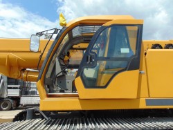 Телескопски кран со гасеници XCMG XGC55TE